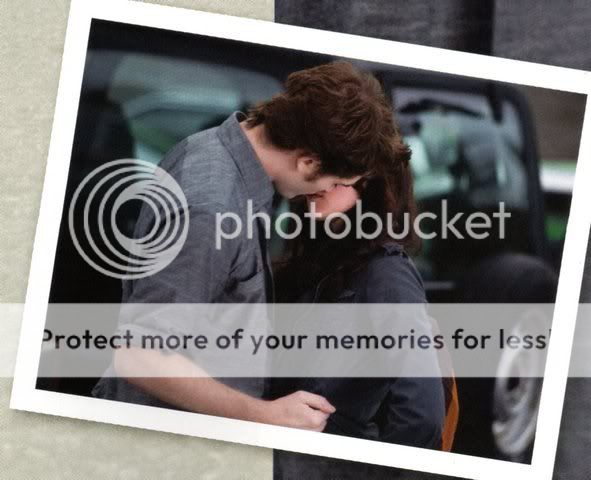bella and edward kissing Pictures, Images and Photos