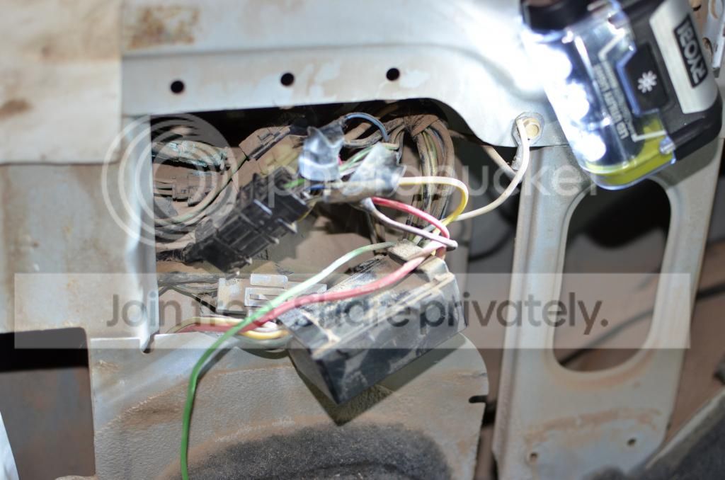 Dash/Running lights fuse keeps blowing - Jeep Cherokee Forum