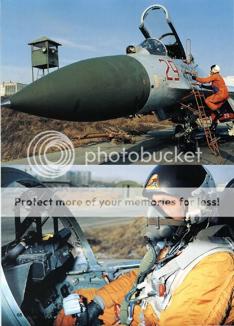 Su-27fareastHi-visflightsuits.jpg