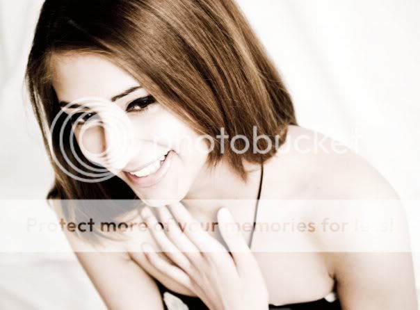 Hot Desi Girls Pictures, Images and Photos